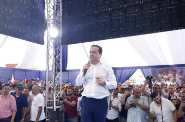 حزب الأحرار يعد المغاربة برفع الحد الأدنى للأجور إلى 5000 درهم شهريا